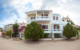 Lido Apartments Tolo